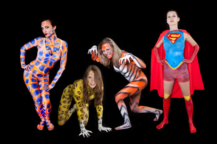 Bodypainting-Gruppe beim Brandenburger Topmodel